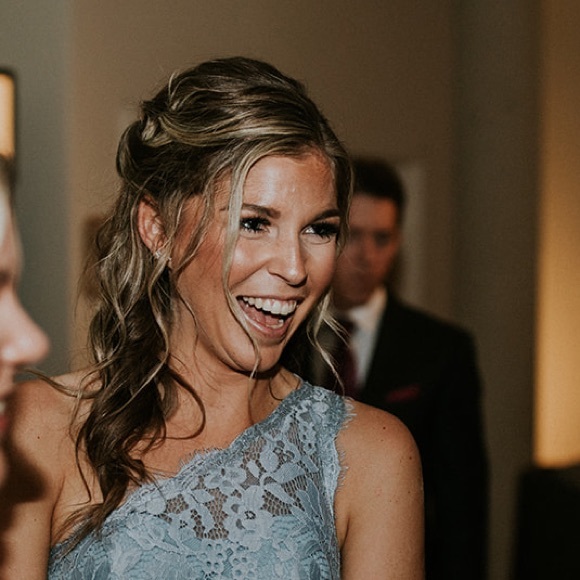 Meet your Posher, Taylor - Picture 1 of 1